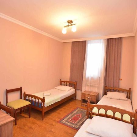 Hotel Nikea Paradiso Kutaisi Eksteriør billede