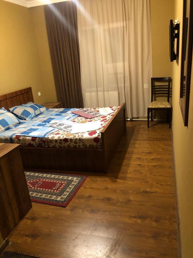 Hotel Nikea Paradiso Kutaisi Eksteriør billede