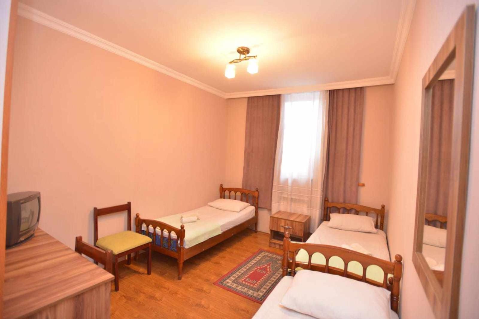 Hotel Nikea Paradiso Kutaisi Eksteriør billede