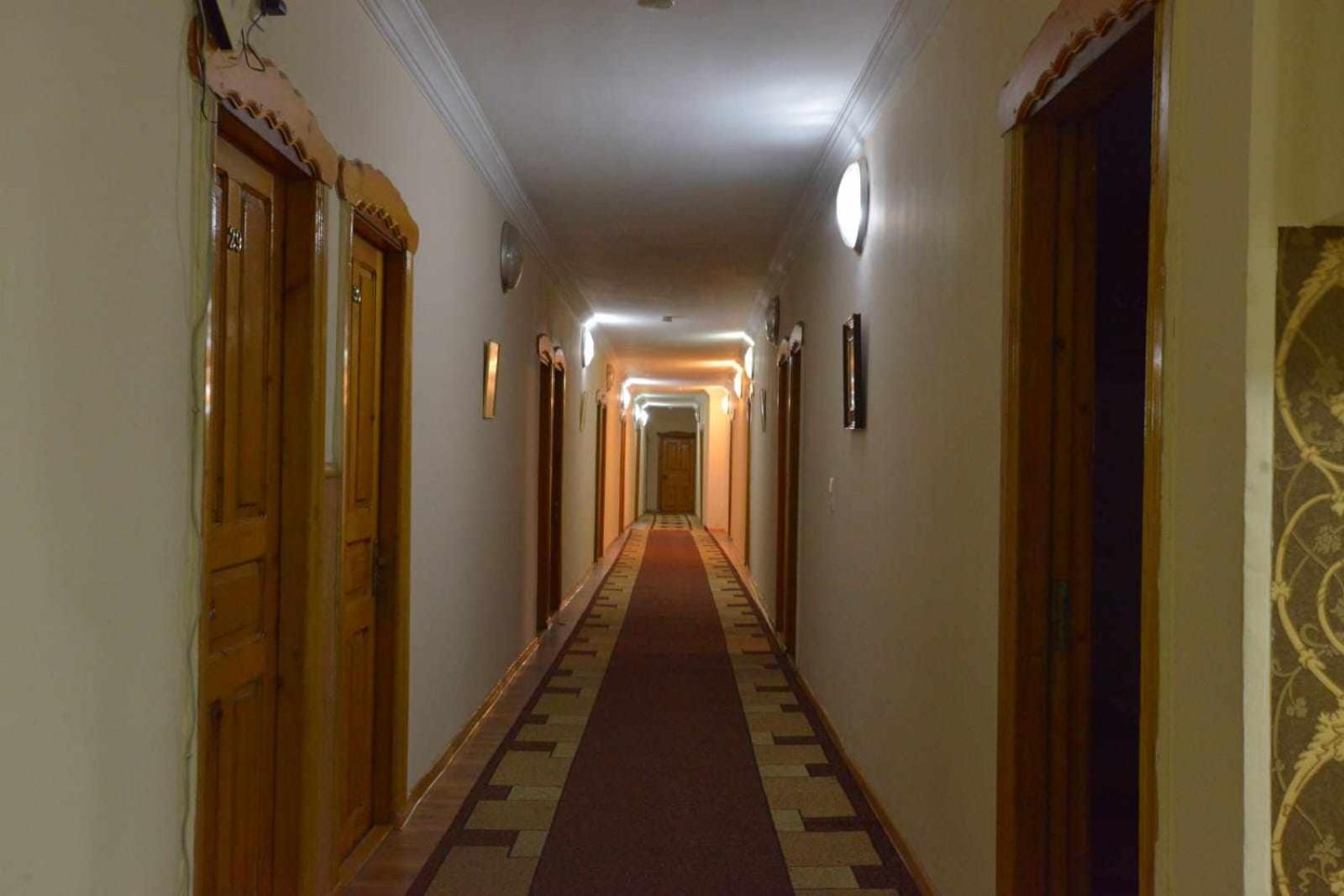 Hotel Nikea Paradiso Kutaisi Eksteriør billede