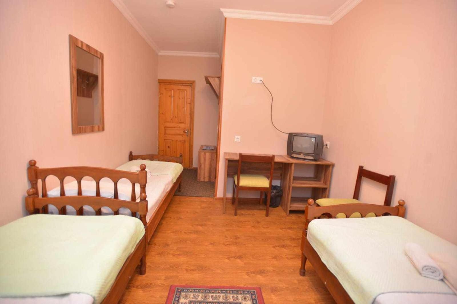 Hotel Nikea Paradiso Kutaisi Eksteriør billede